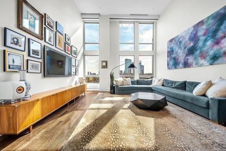 360 Newbury Street