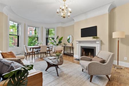 437 Marlborough Street