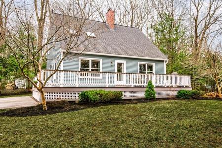40 Noel Drive
