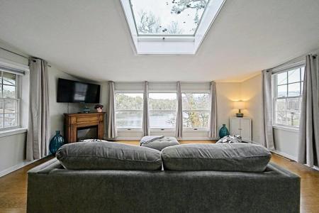21 Hillside Rd