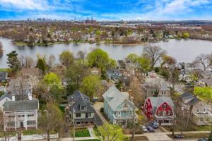 180 Pleasant Street