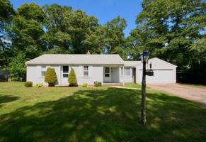 11 Greenwood Road