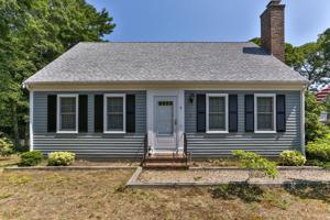 8 Yale Dr