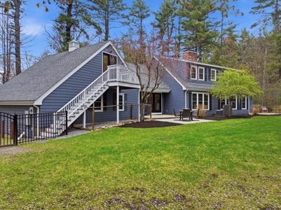20 Coachmans Lane