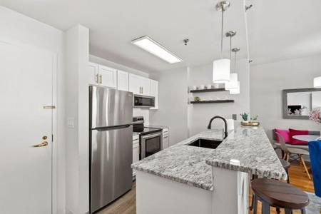 636 Beacon