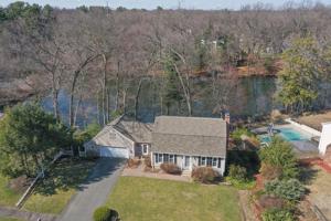 158 Edgewater Road