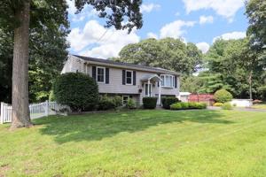 55 Evergreen Road