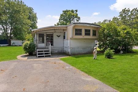 157 Mansfield