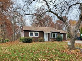 33 Somerset Ln