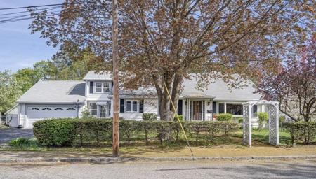 15 Marjorie St