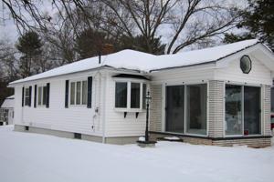 569 Nashua Road