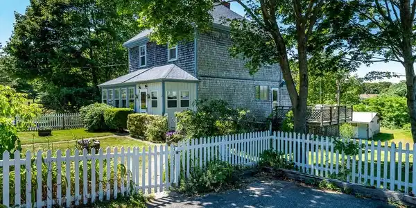 1054 County Road