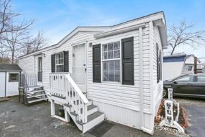151 Hartford Tpke