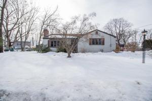 41 Edgemere Blvd