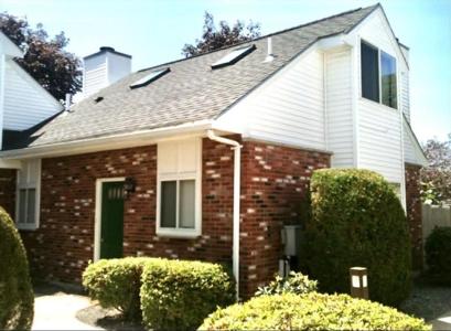 233 Lake St
