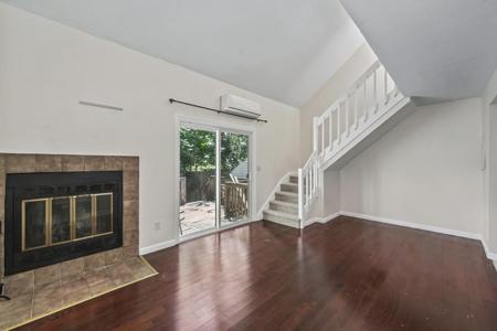 235 Lake St