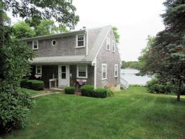 76 Cottage Dr