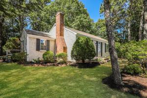 15 Cottage Dr