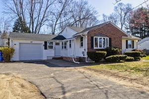 204 Garvey Dr