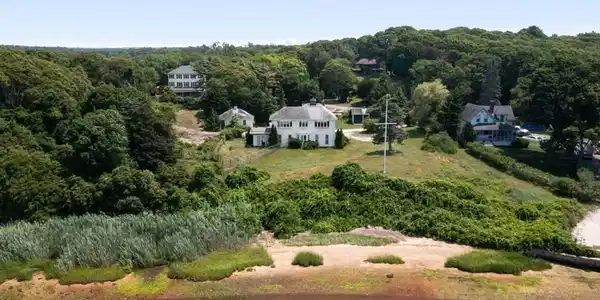 60 Red Brook Harbor Road