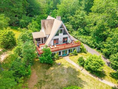 76 Beaver Rd