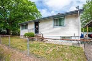 2 Ridge Rd