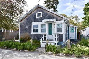 8 Vernal St
