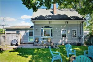 136 Cottage St