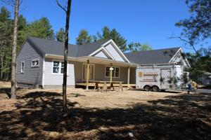 61 Lewis Neck Rd