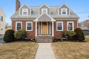 318 Cross St.