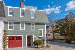 7 Fort Beach Way