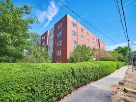114 Pleasant Street