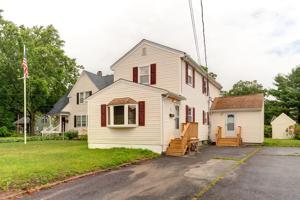 36 Edgemere Blvd