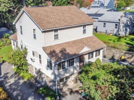 7 Highland Street