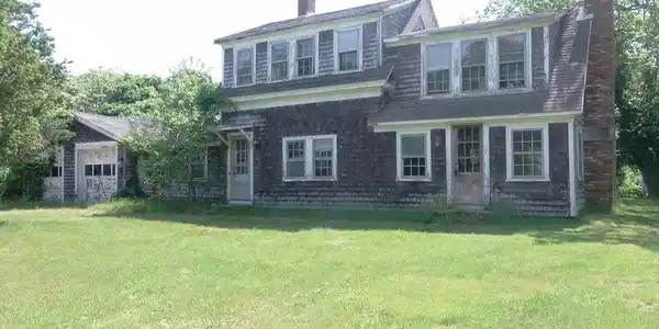 14 Pine Road