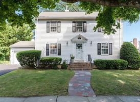 28 Little Pond Rd