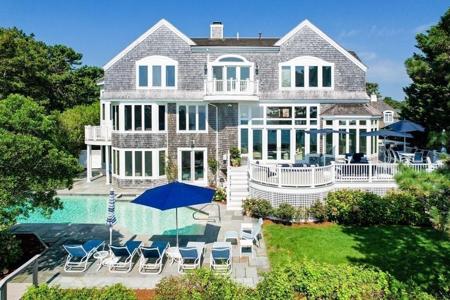 27 Ocean Bluff