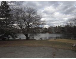 47 Spy Pond Ln