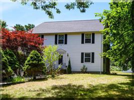 561 Pleasant St
