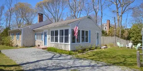 28 Worcester Ct