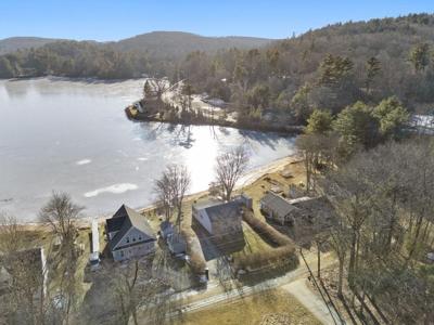 8 Lakeshore Dr