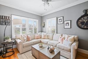 61 Cochichewick Dr