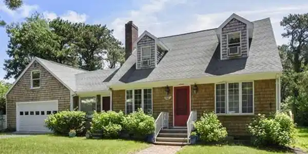 43 Woodland Rd