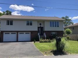 128 Swan Ave