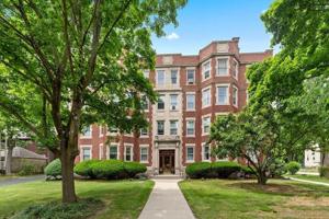 135 Pleasant St