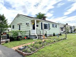 25 Loretta St