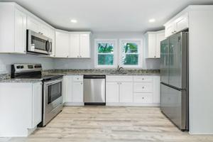 33 Dexter St
