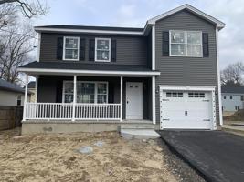 18 Walsh St