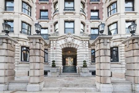 390 Commonwealth Ave