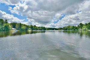 33 Adams Rd